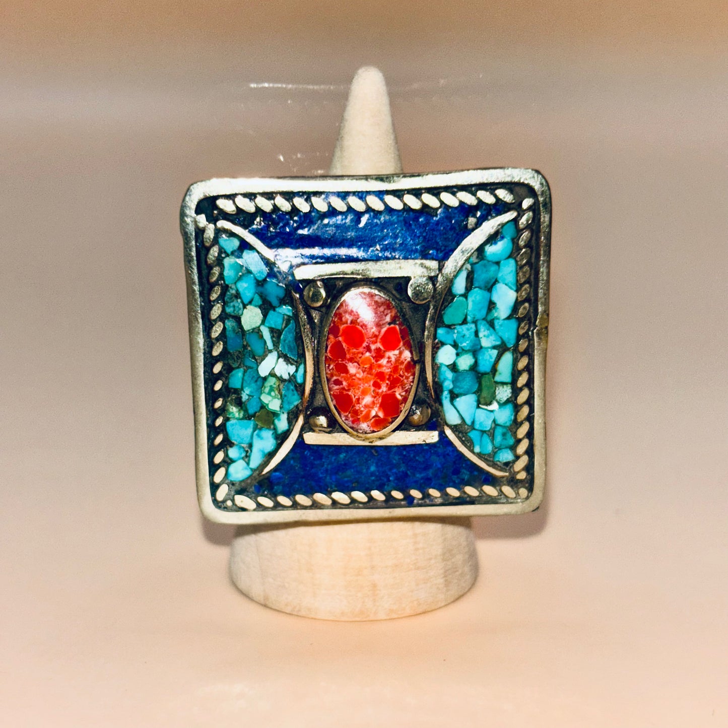 Ethnik Ring